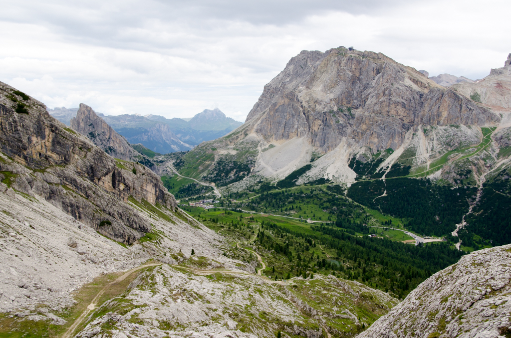 Passo Falzarego-Averau